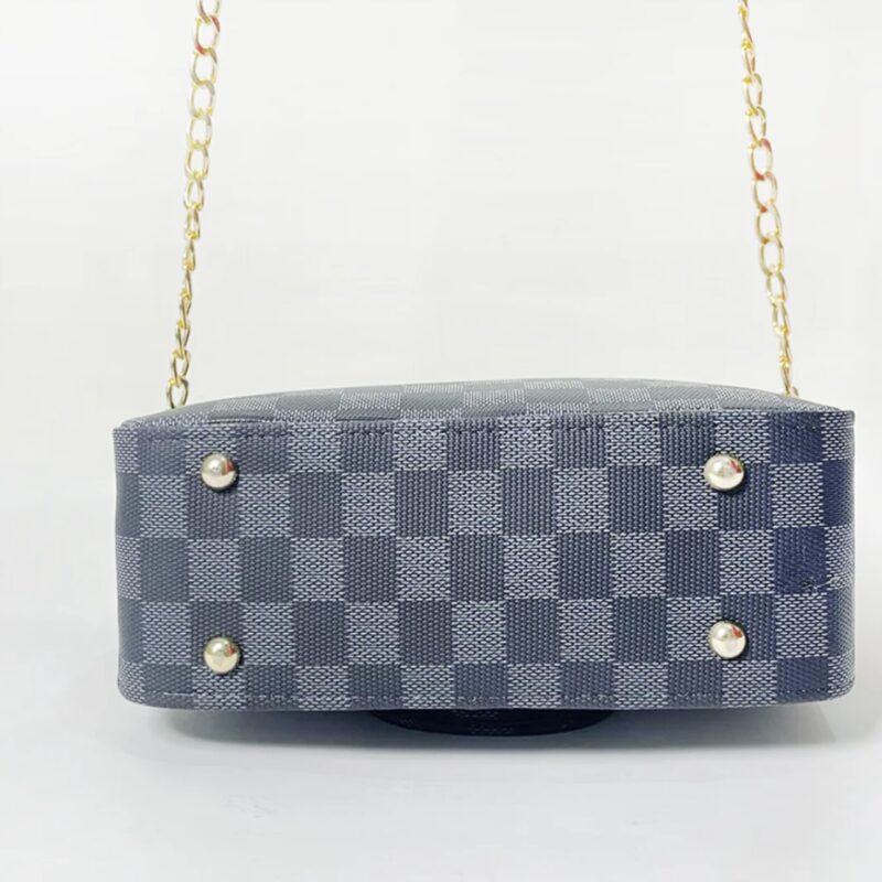 Grey Grace - Image 4